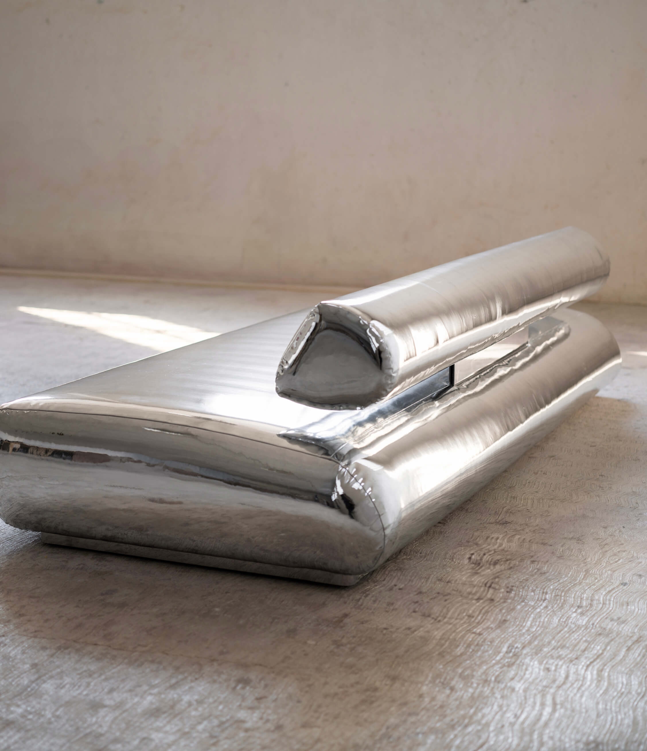 Chrome Beluga SOFA